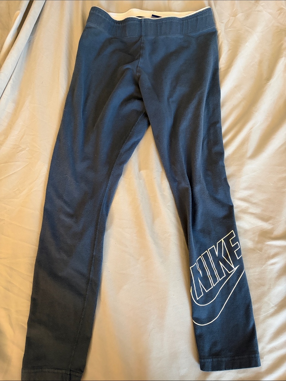 Nike Navy Blue women’s Leggings with White Logo XS